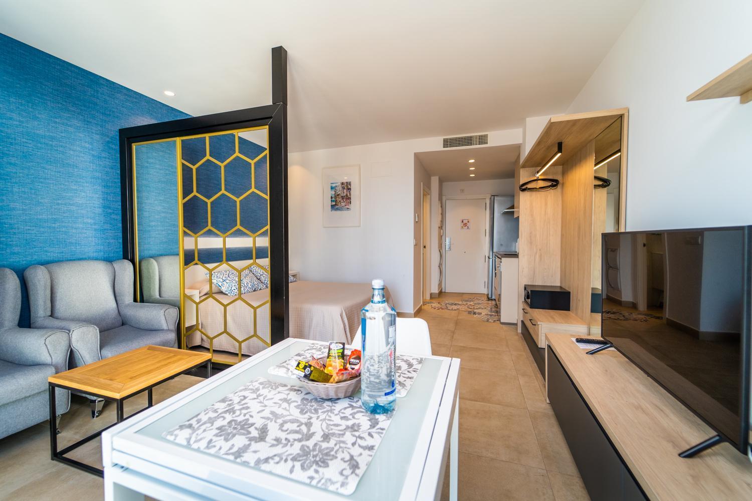 Vistamar Colors Boutique Luxury Apartments By Dlv فيياخويوسا المظهر الخارجي الصورة